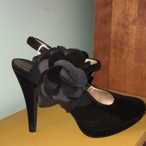 Maurices high heeled shoes